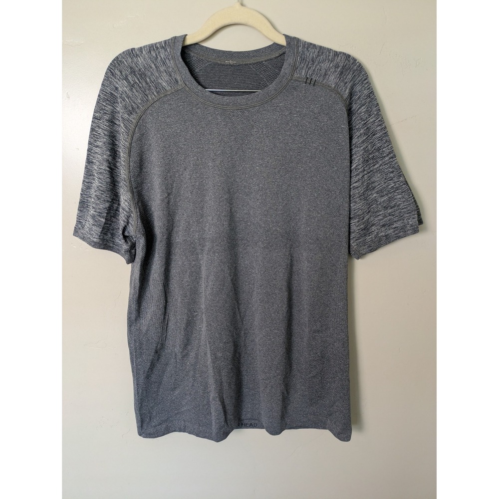 Lululemon Men's Gray Athletic Performance T Shirt Size M‎